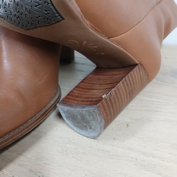 Nine West Boots Women 9.5 Tan Leather Block Heel Ankle Minimal Classic Basic - Picture 9 of 12